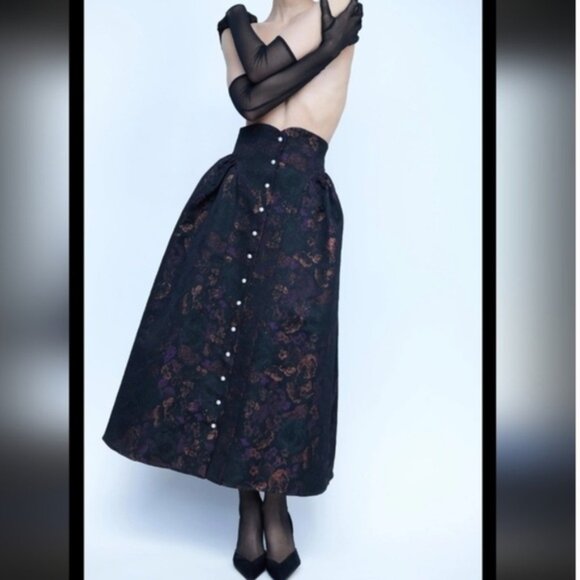 Batsheva Dresses & Skirts - Batsheva Bella  BNWOTmetallic jacquard midi skirt 6